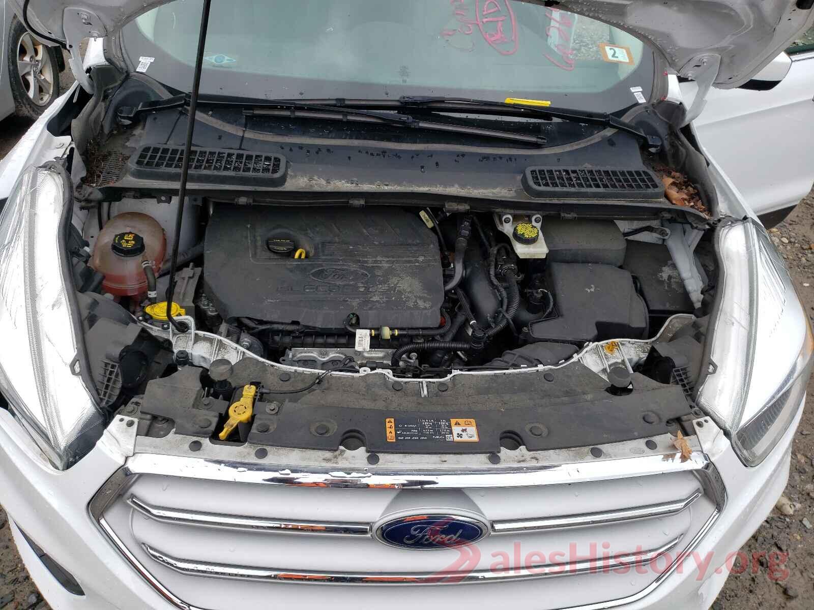 1FMCU9GD5JUA77113 2018 FORD ESCAPE