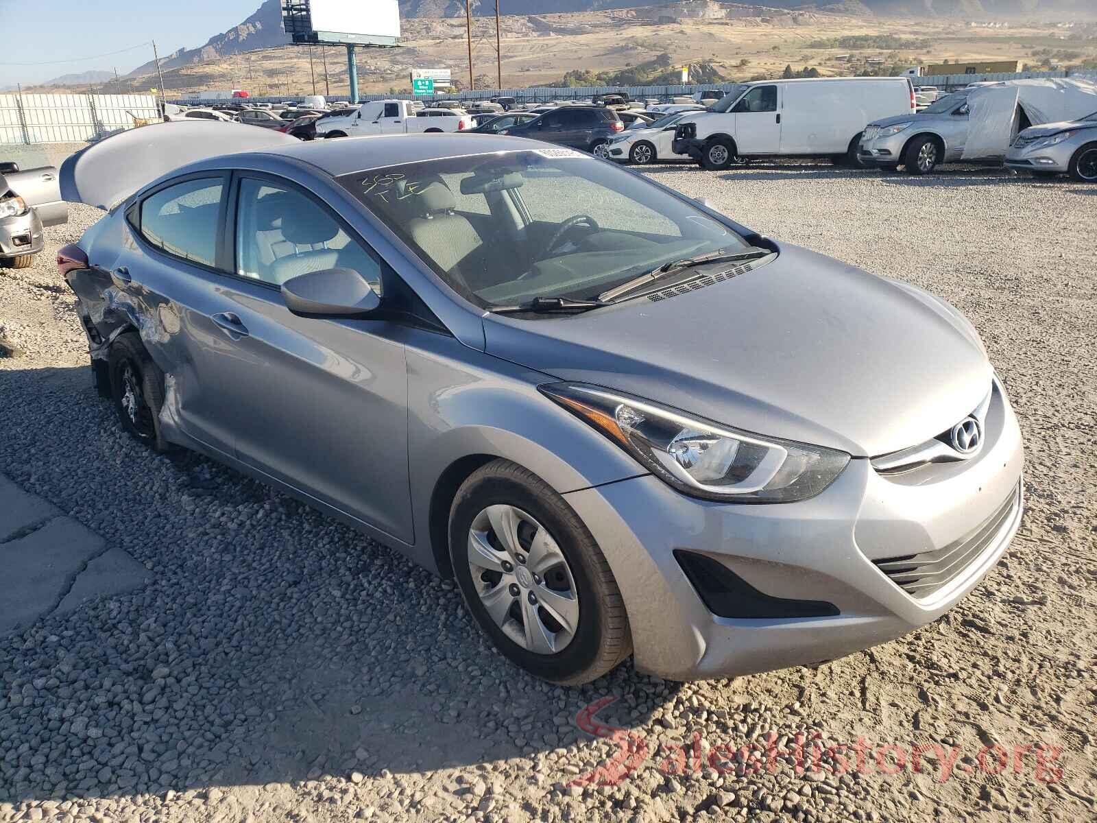 5NPDH4AE0GH688008 2016 HYUNDAI ELANTRA