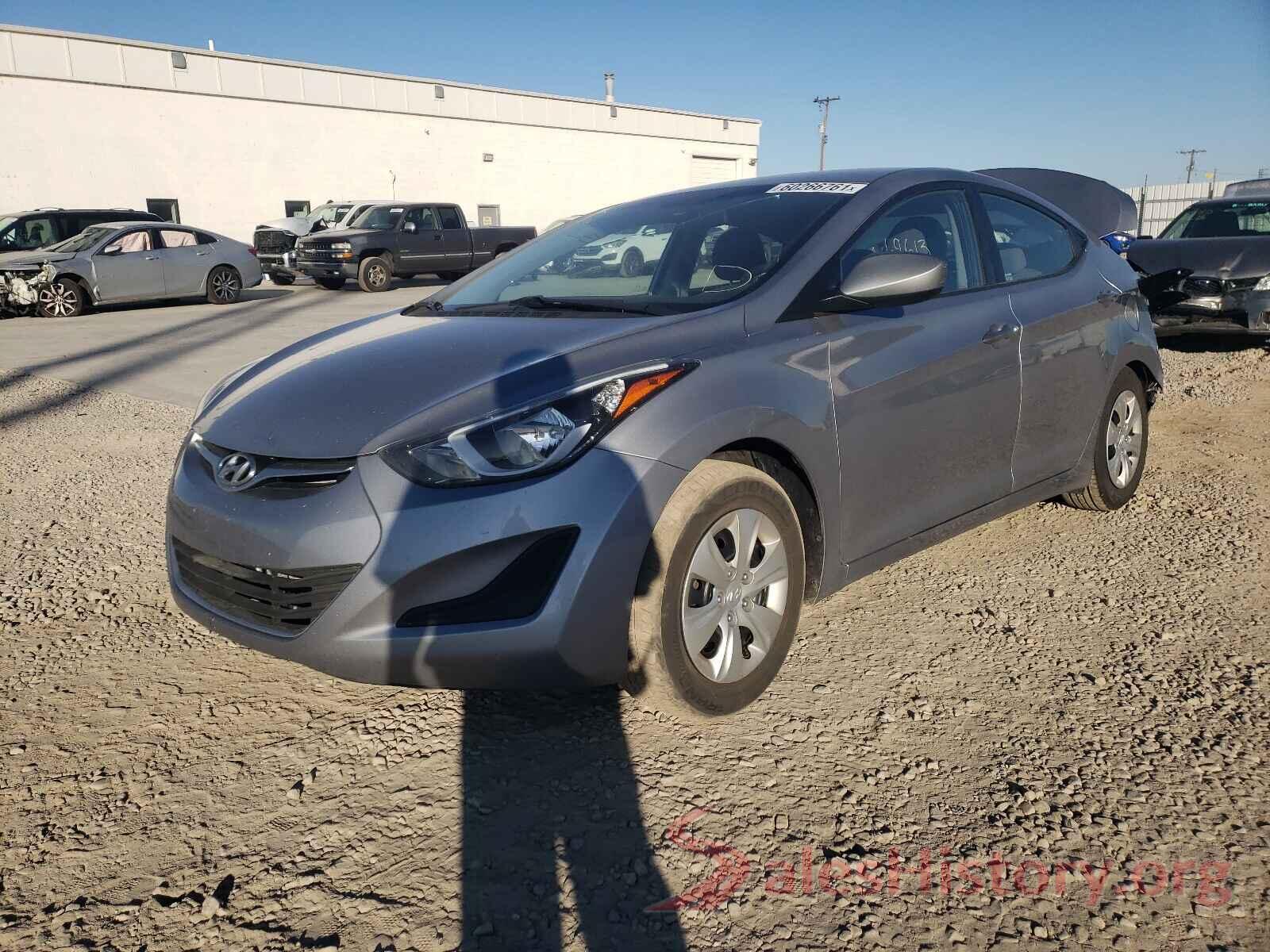 5NPDH4AE0GH688008 2016 HYUNDAI ELANTRA