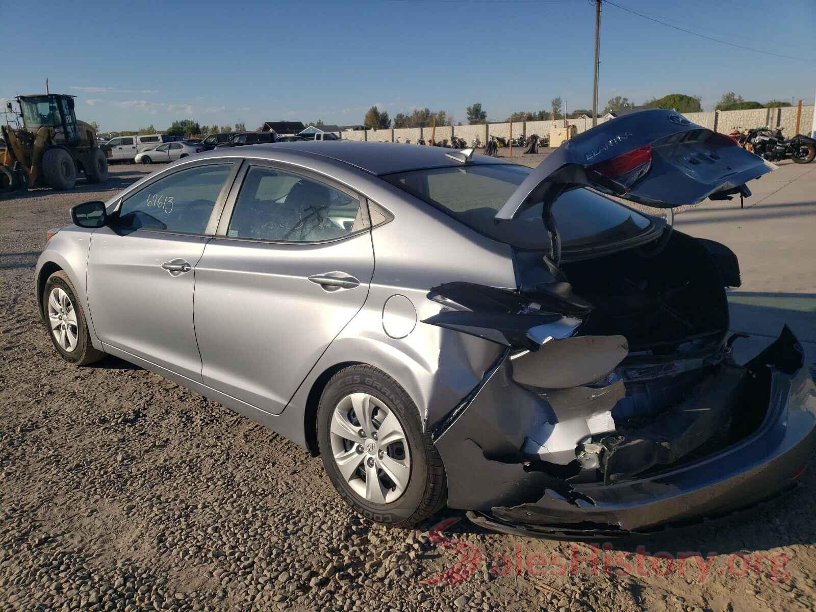 5NPDH4AE0GH688008 2016 HYUNDAI ELANTRA