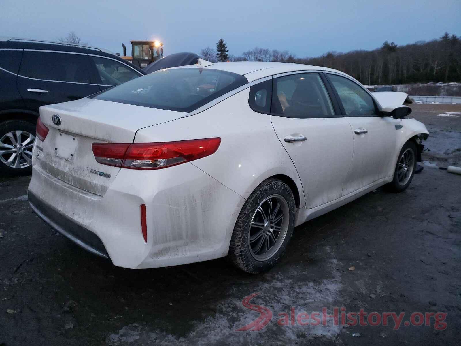 KNAGU4LE6H5018063 2017 KIA OPTIMA