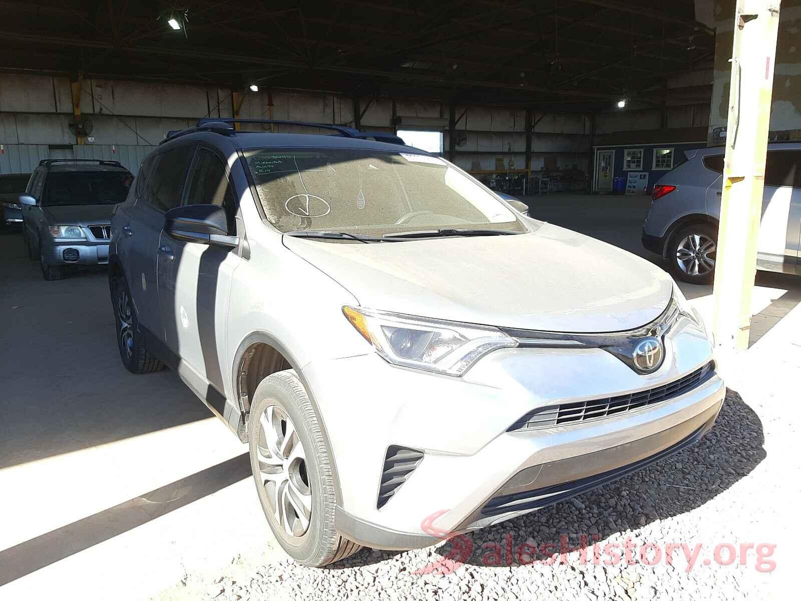 JTMZFREV8JJ162940 2018 TOYOTA RAV4