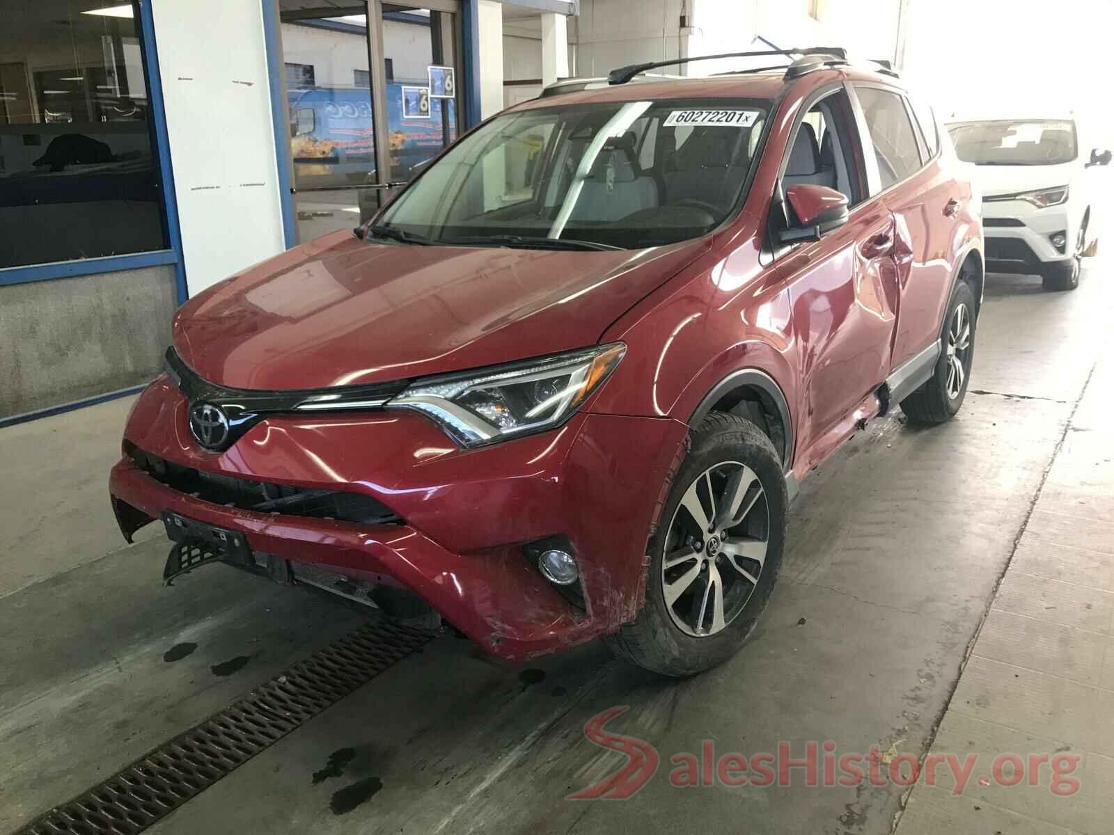 JTMRFREV4HJ111929 2017 TOYOTA RAV4