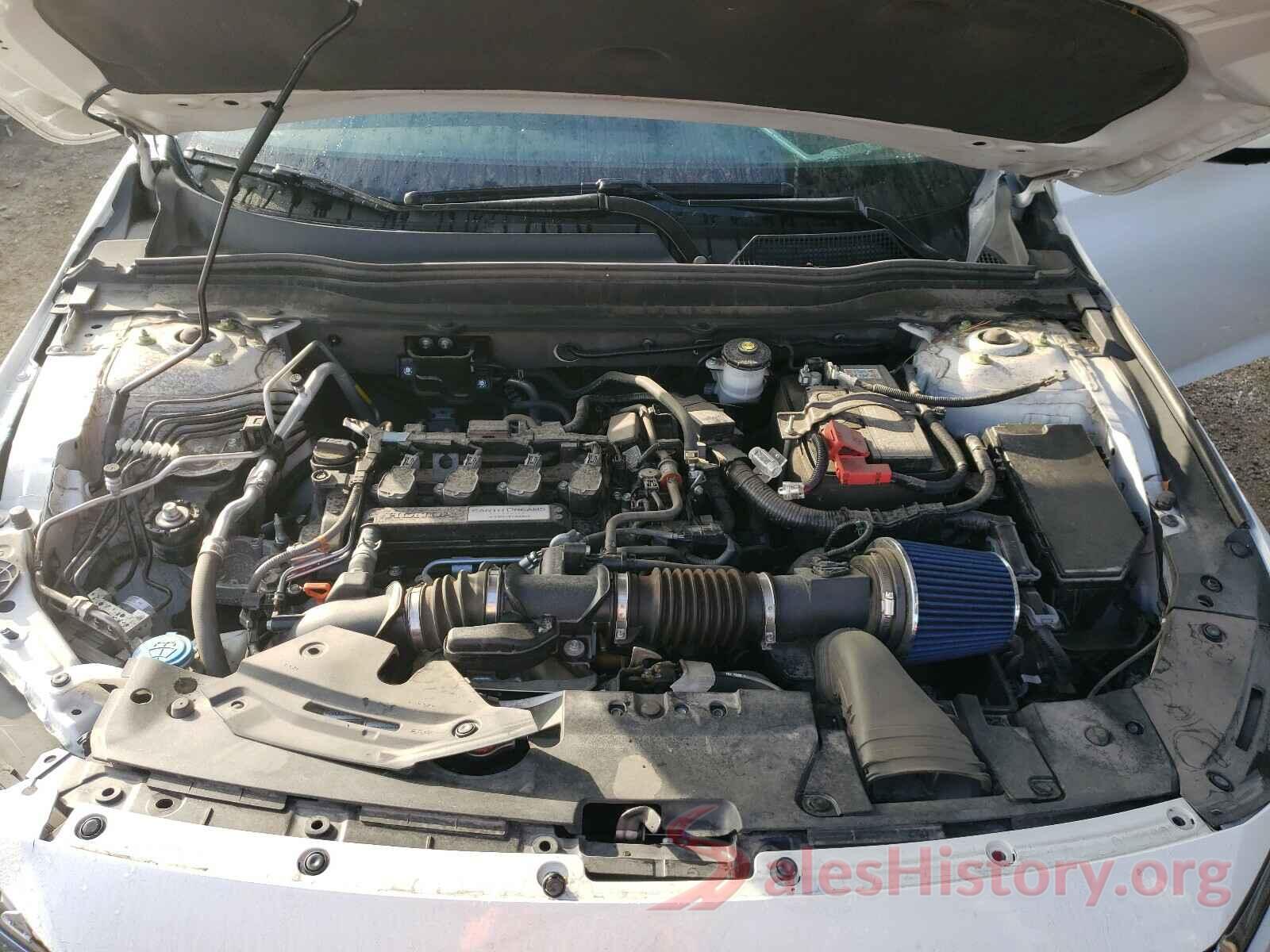 1HGCV1F17JA083329 2018 HONDA ACCORD