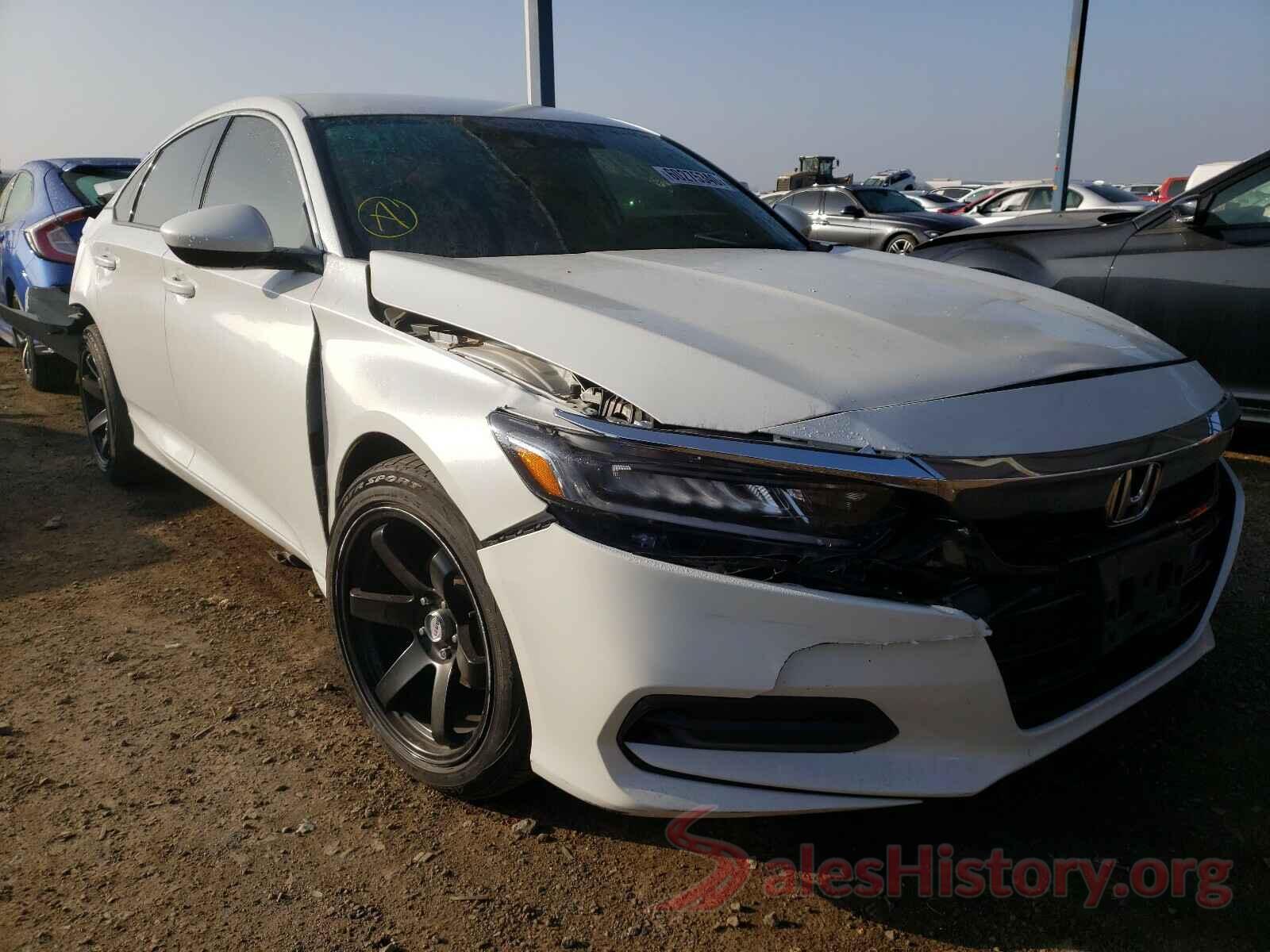 1HGCV1F17JA083329 2018 HONDA ACCORD