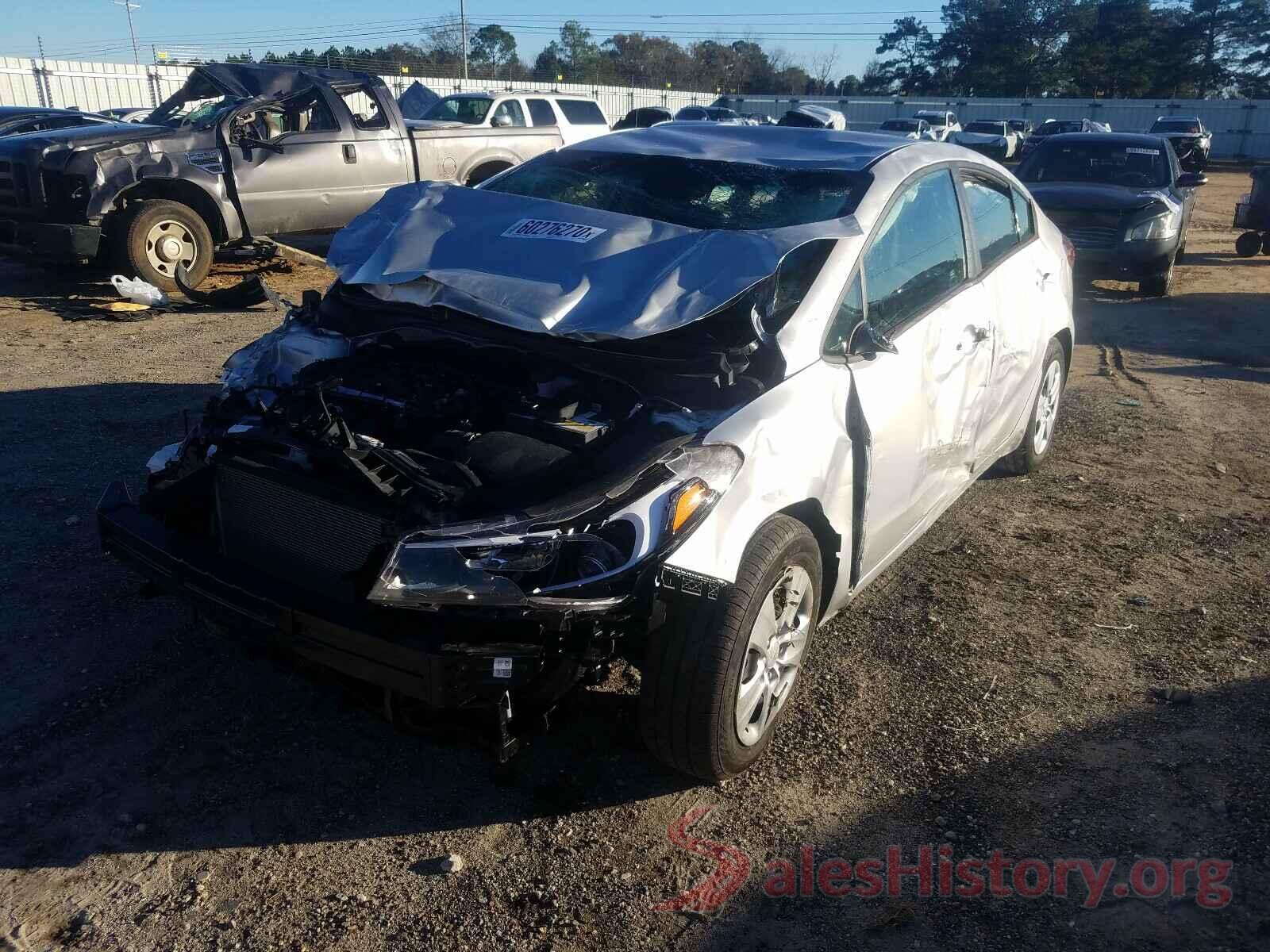 3KPFL4A71JE256774 2018 KIA FORTE