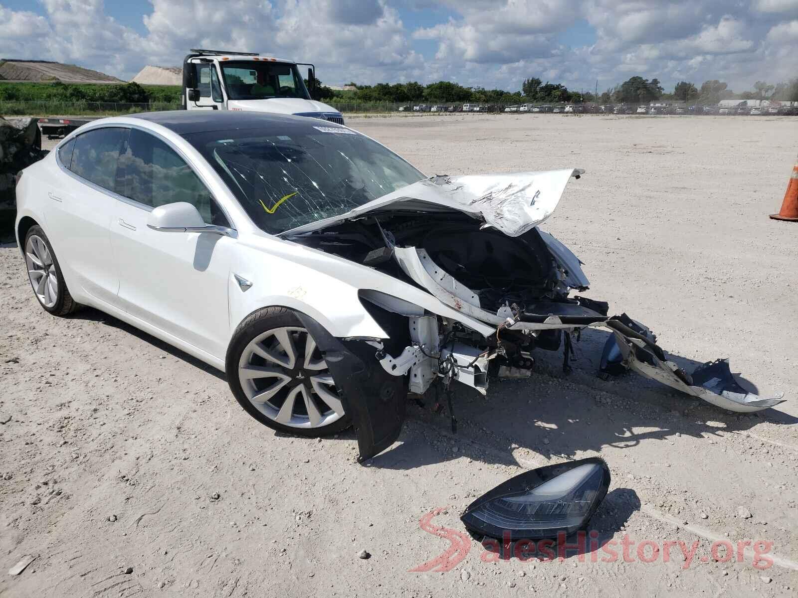 5YJ3E1EA4KF476388 2019 TESLA MODEL 3