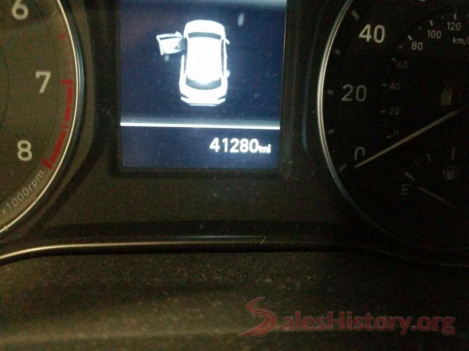 KM8K22AA7JU090016 2018 HYUNDAI KONA