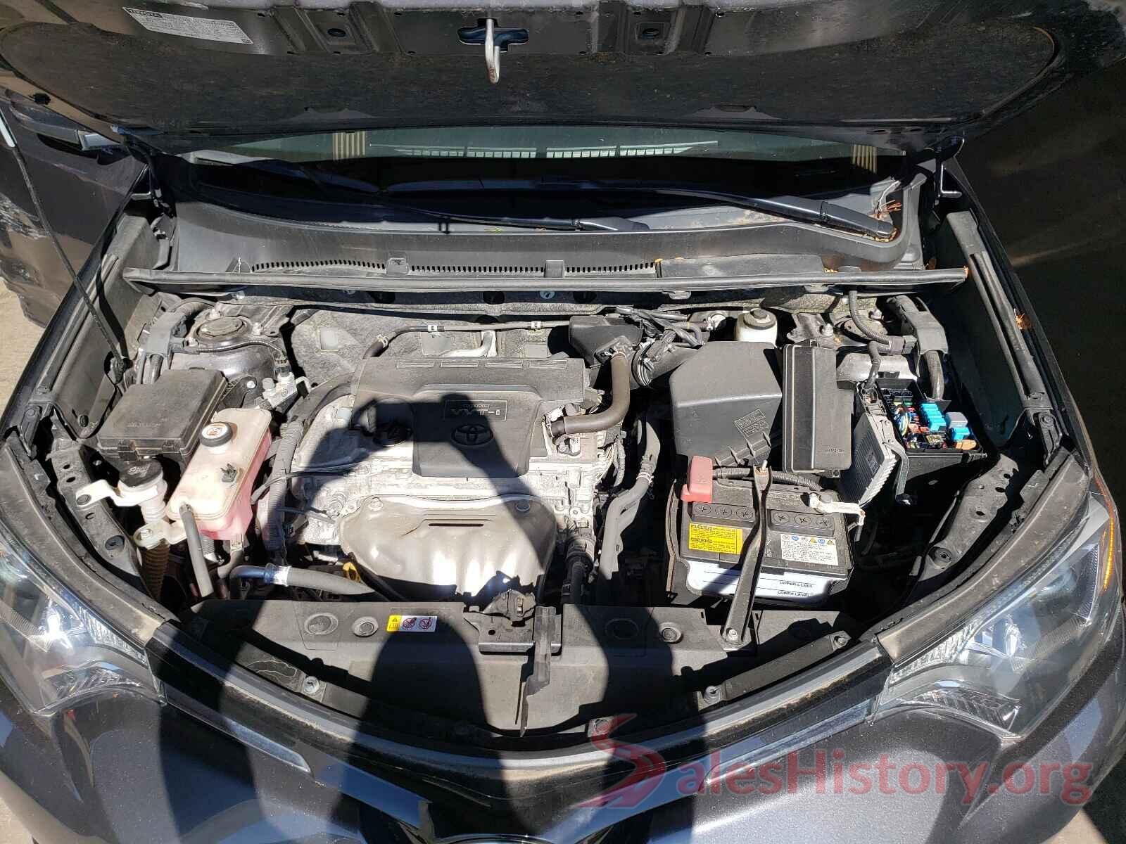 JTMRFREV9JJ213233 2018 TOYOTA RAV4