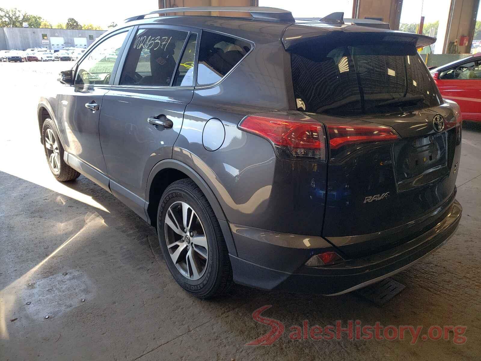 JTMRFREV9JJ213233 2018 TOYOTA RAV4