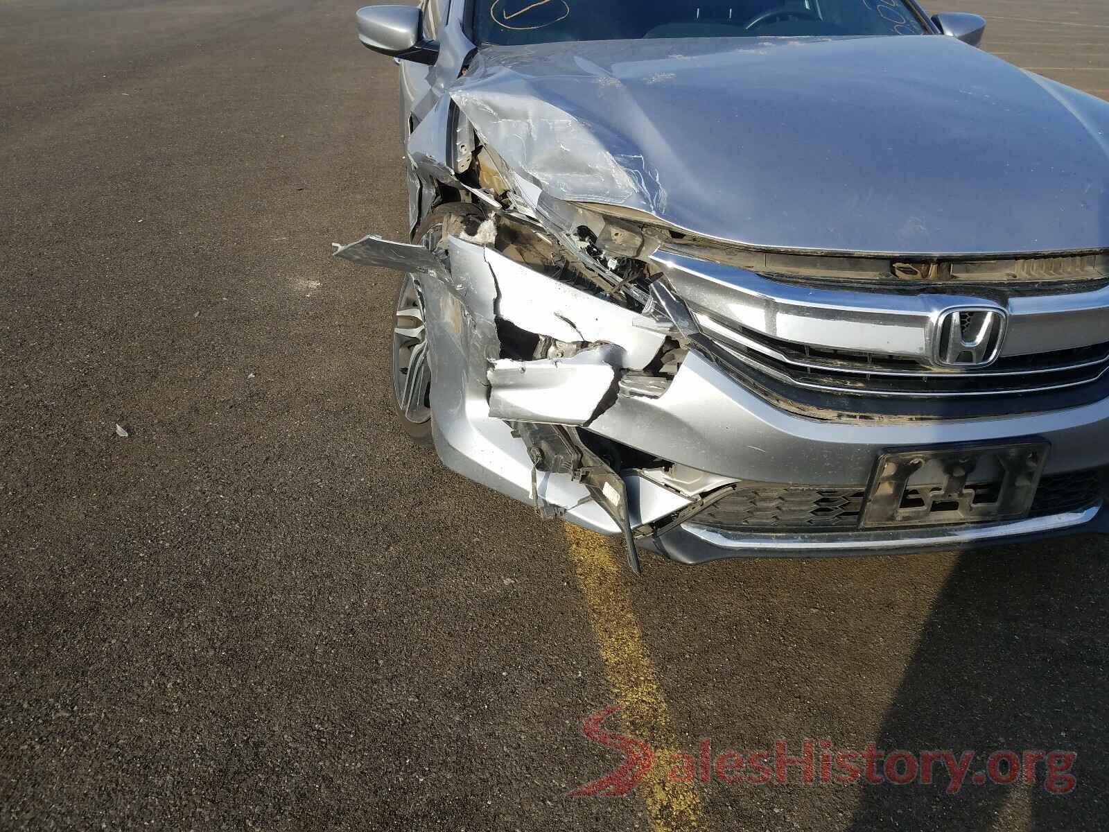 1HGCR2F18HA258594 2017 HONDA ACCORD