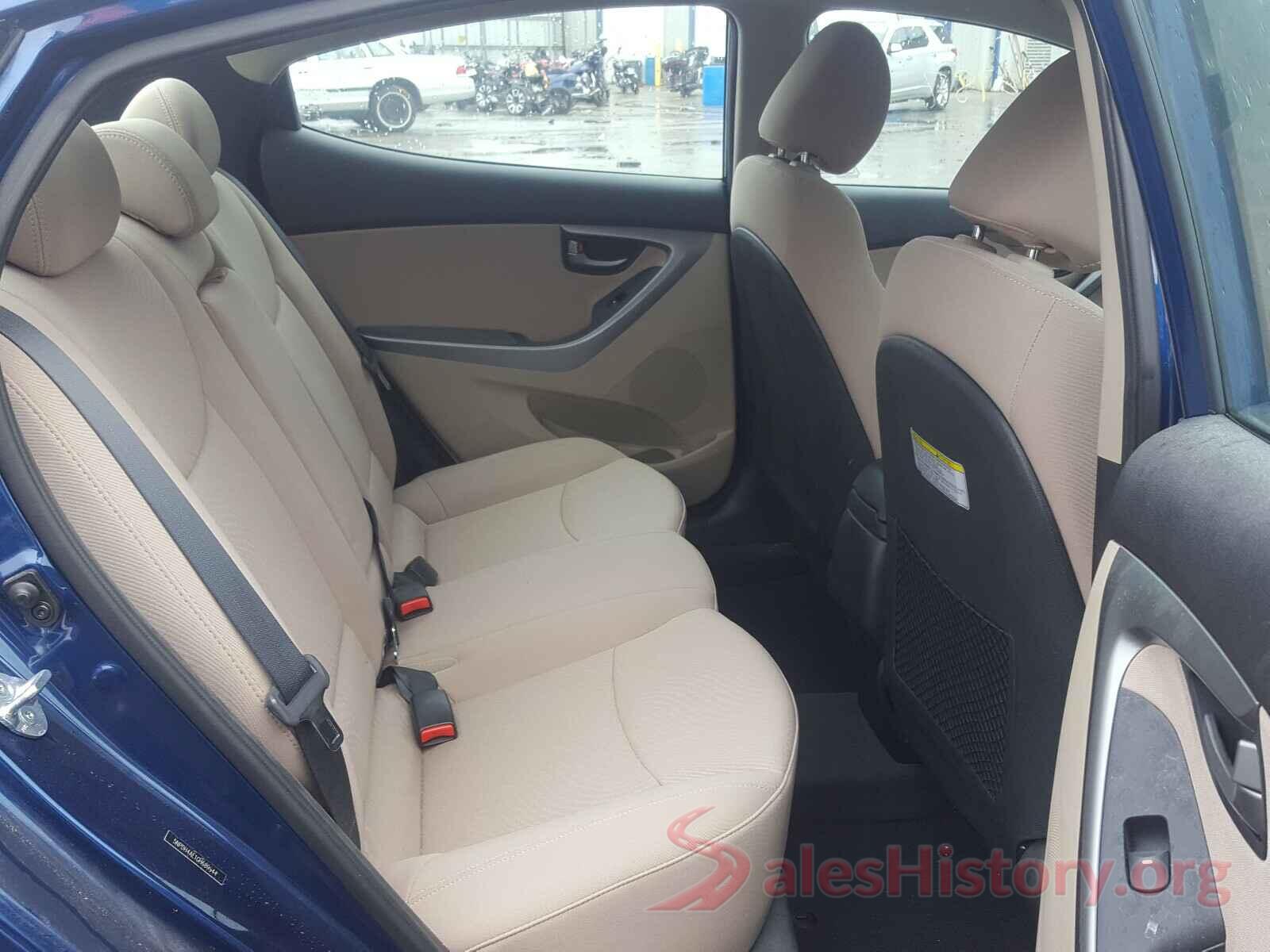 5NPDH4AE1GH689944 2016 HYUNDAI ELANTRA