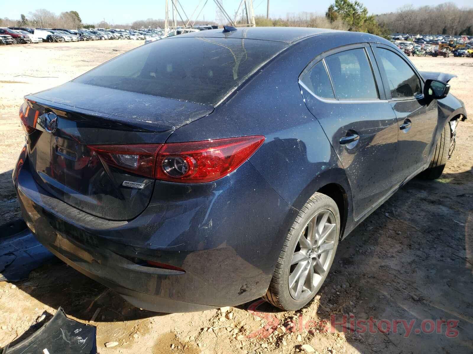 3MZBN1V33JM255255 2018 MAZDA 3