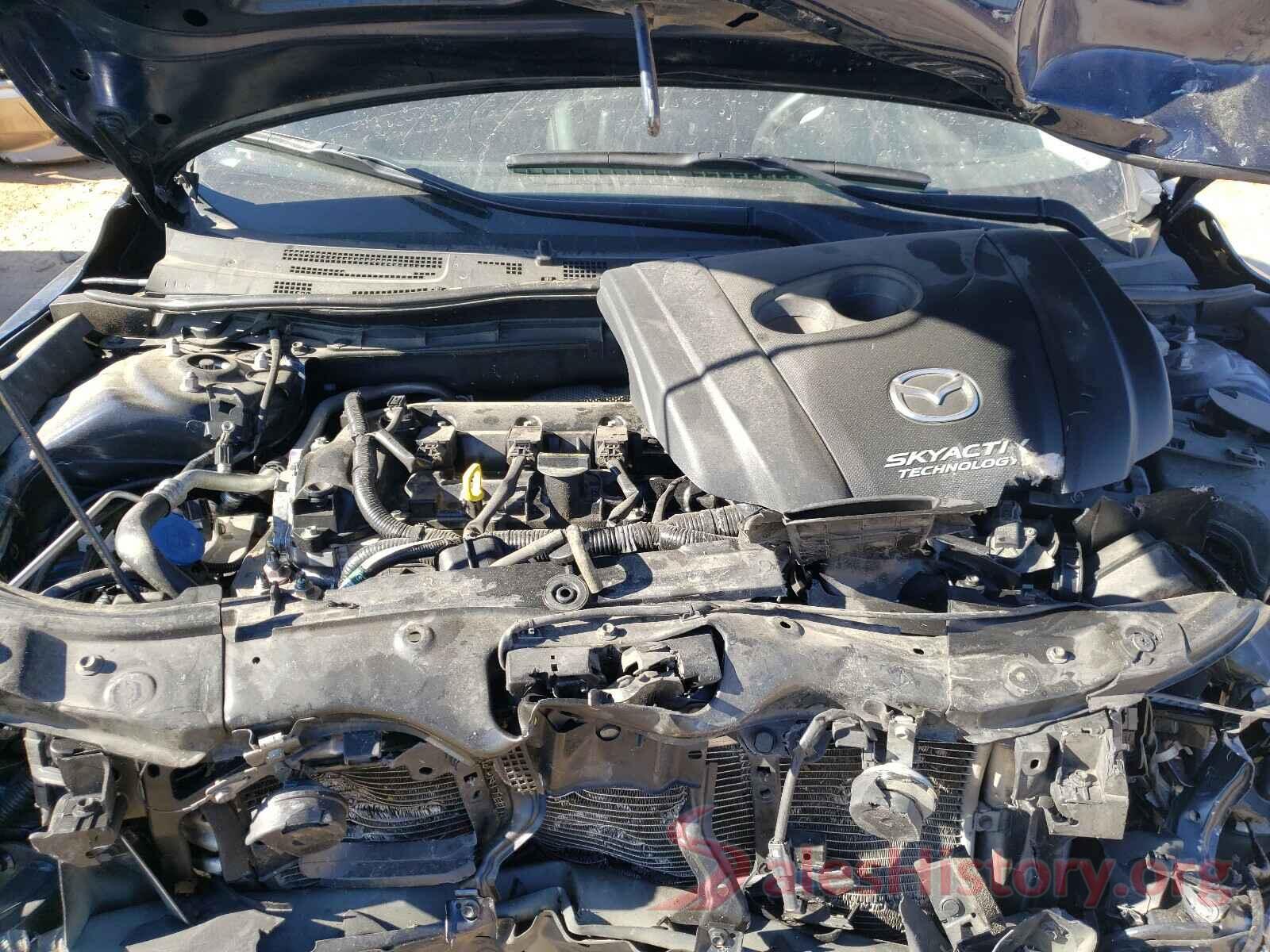 3MZBN1V33JM255255 2018 MAZDA 3