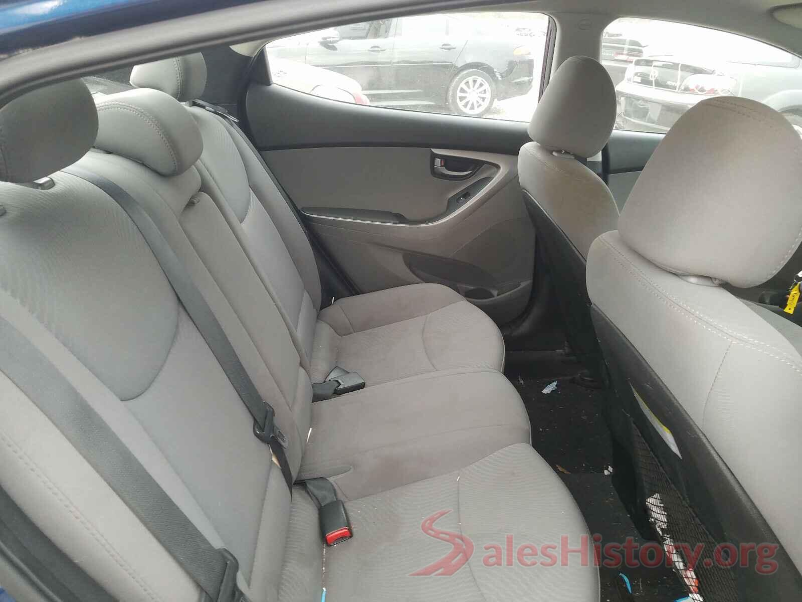 5NPDH4AE1GH732257 2016 HYUNDAI ELANTRA