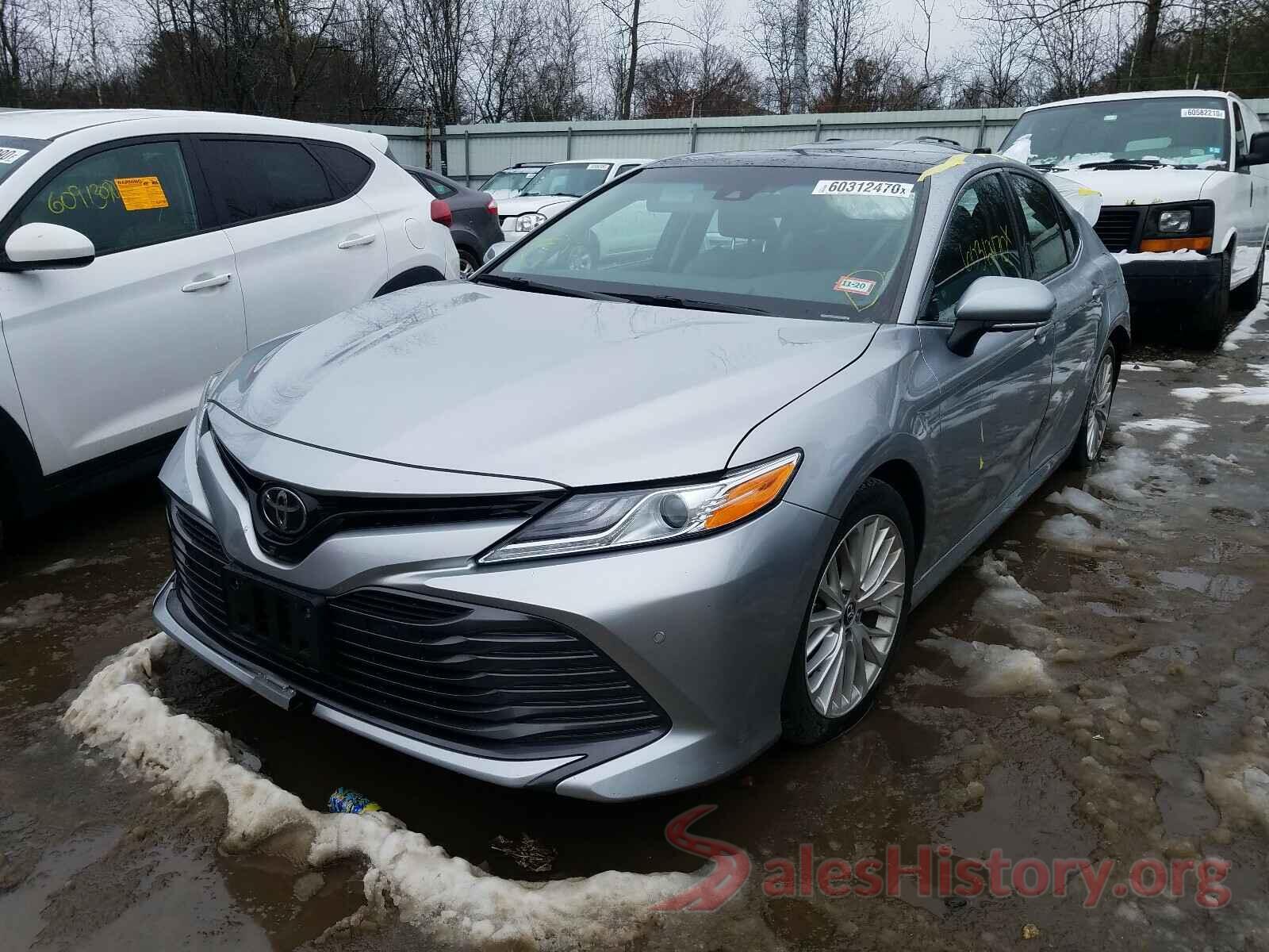 4T1B11HK2JU042189 2018 TOYOTA CAMRY