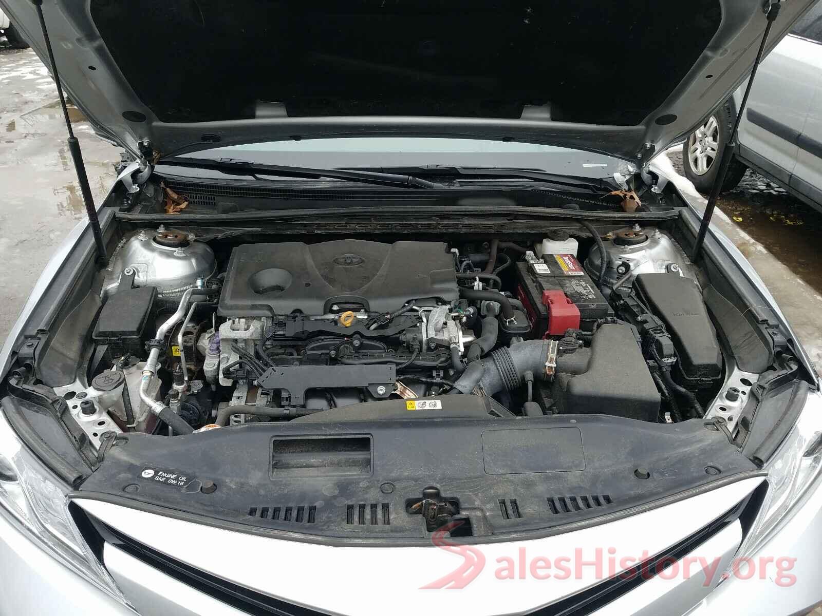 4T1B11HK2JU042189 2018 TOYOTA CAMRY