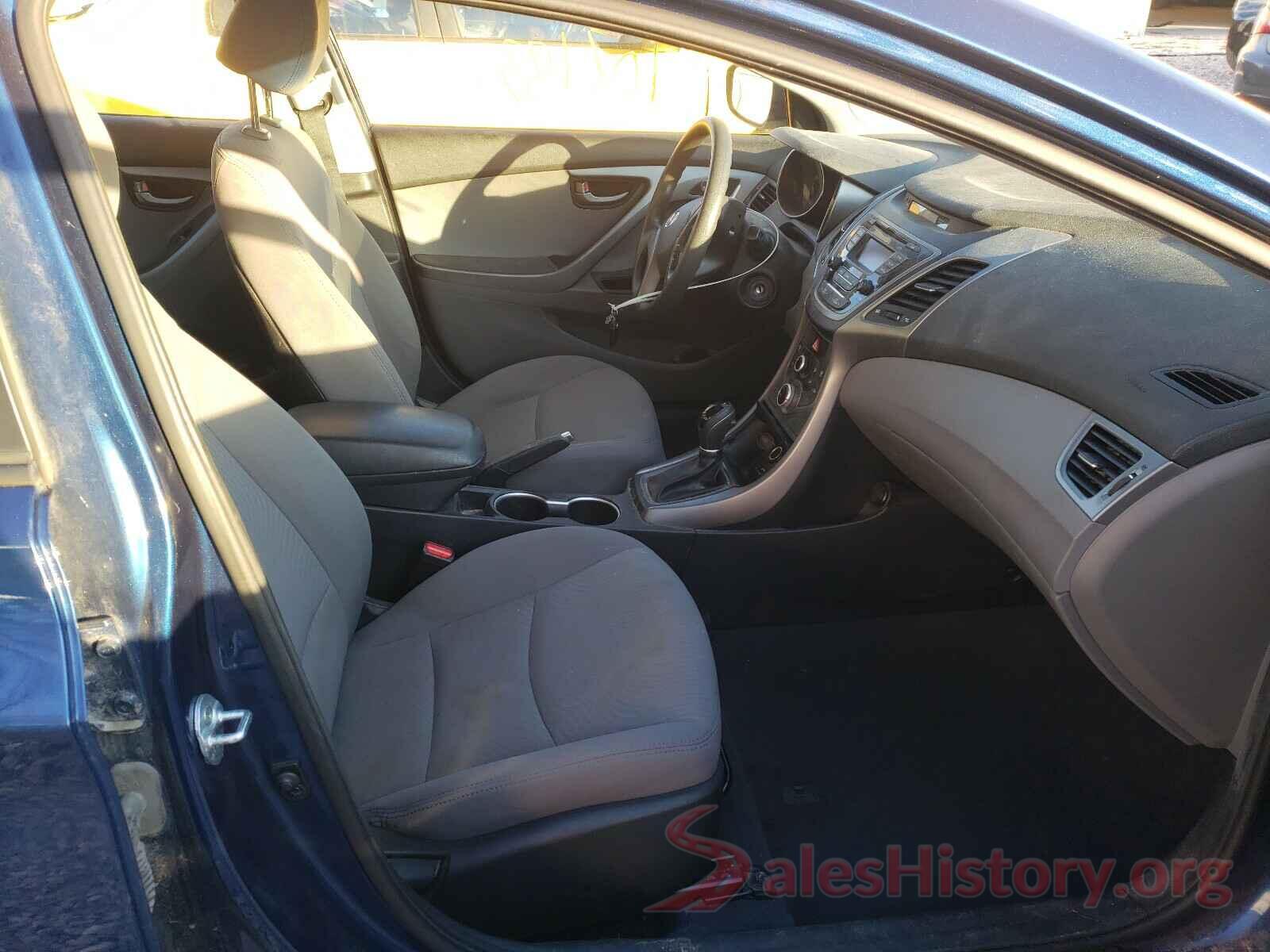 5NPDH4AE9GH750988 2016 HYUNDAI ELANTRA