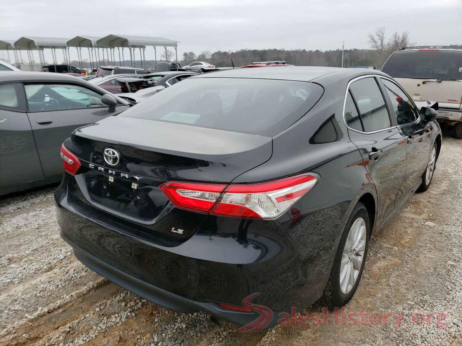 4T1B11HK3JU040158 2018 TOYOTA CAMRY