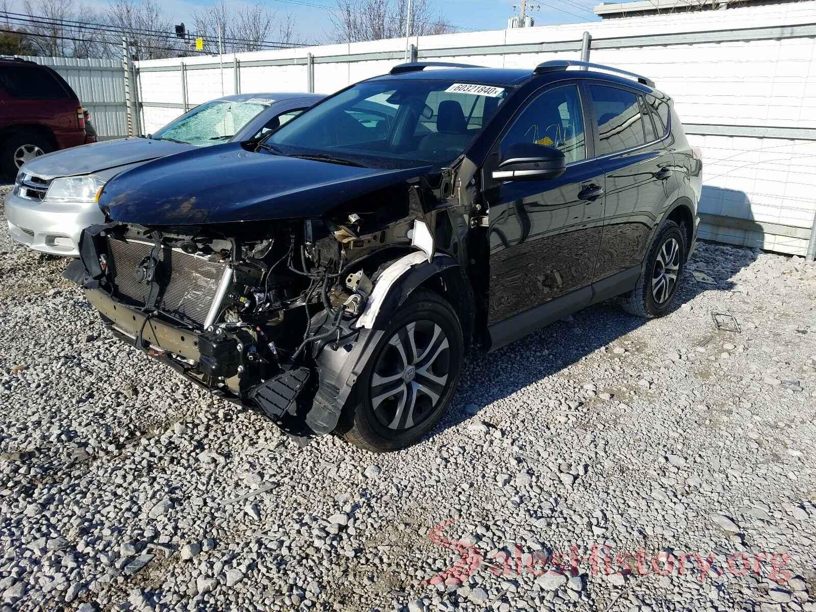 2T3ZFREV8HW363135 2017 TOYOTA RAV4