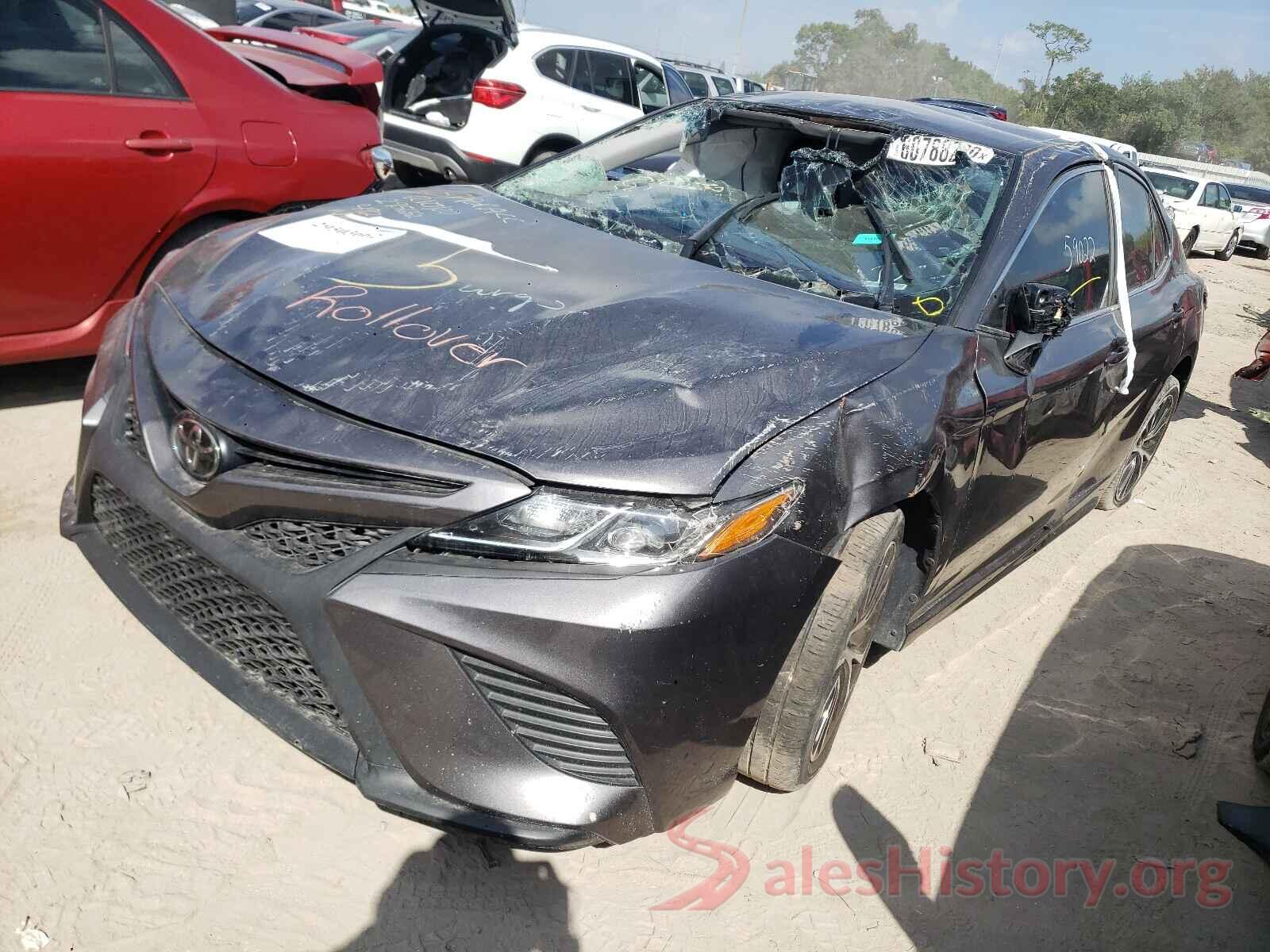 4T1B11HK1JU149993 2018 TOYOTA CAMRY