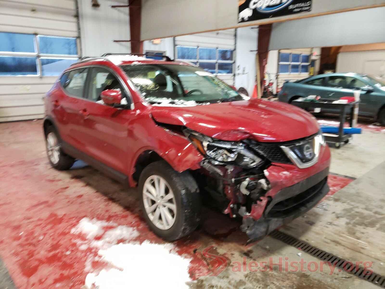 JN1BJ1CP2JW190051 2018 NISSAN ROGUE