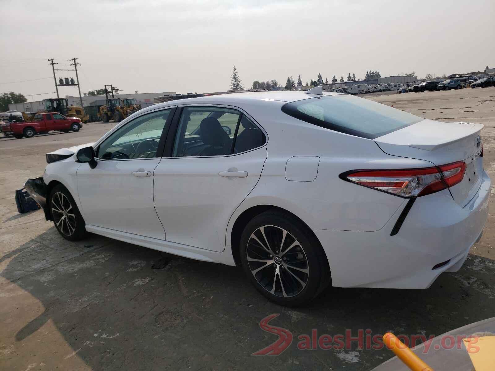 4T1G11AK0LU331557 2020 TOYOTA CAMRY