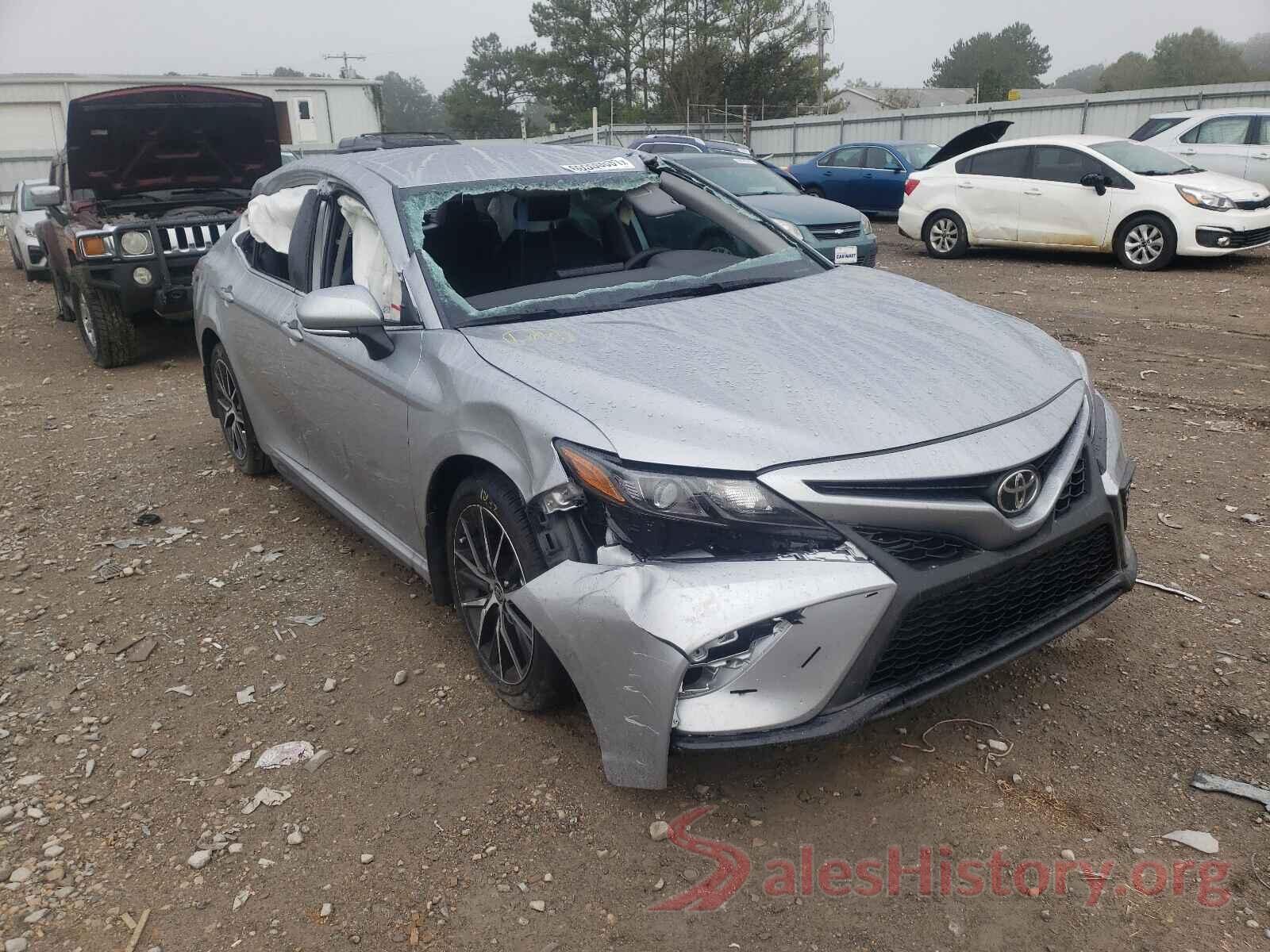 4T1G11AK2NU622791 2022 TOYOTA CAMRY