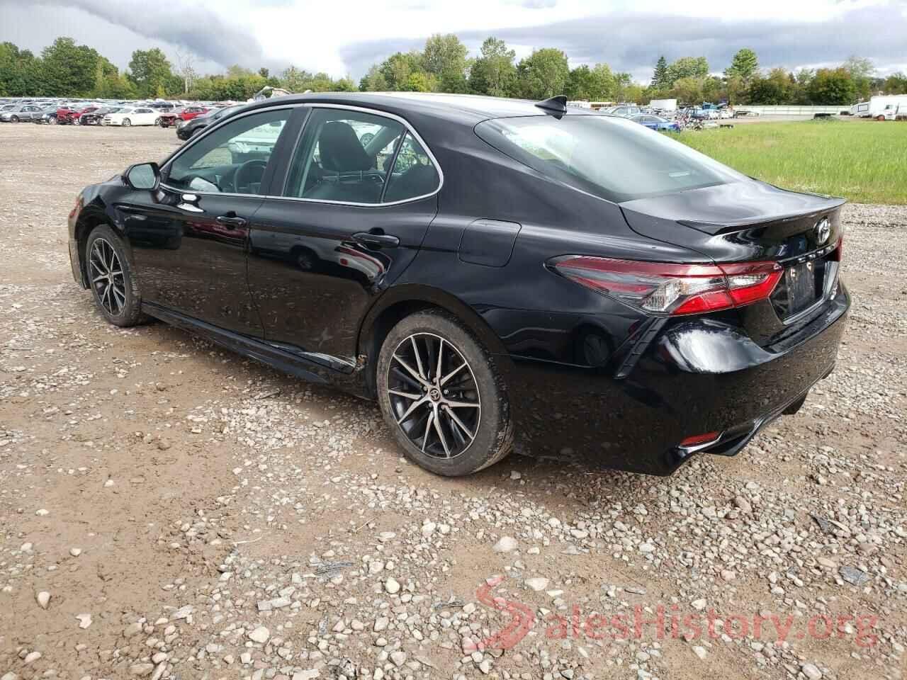 4T1G11BK8MU036724 2021 TOYOTA CAMRY