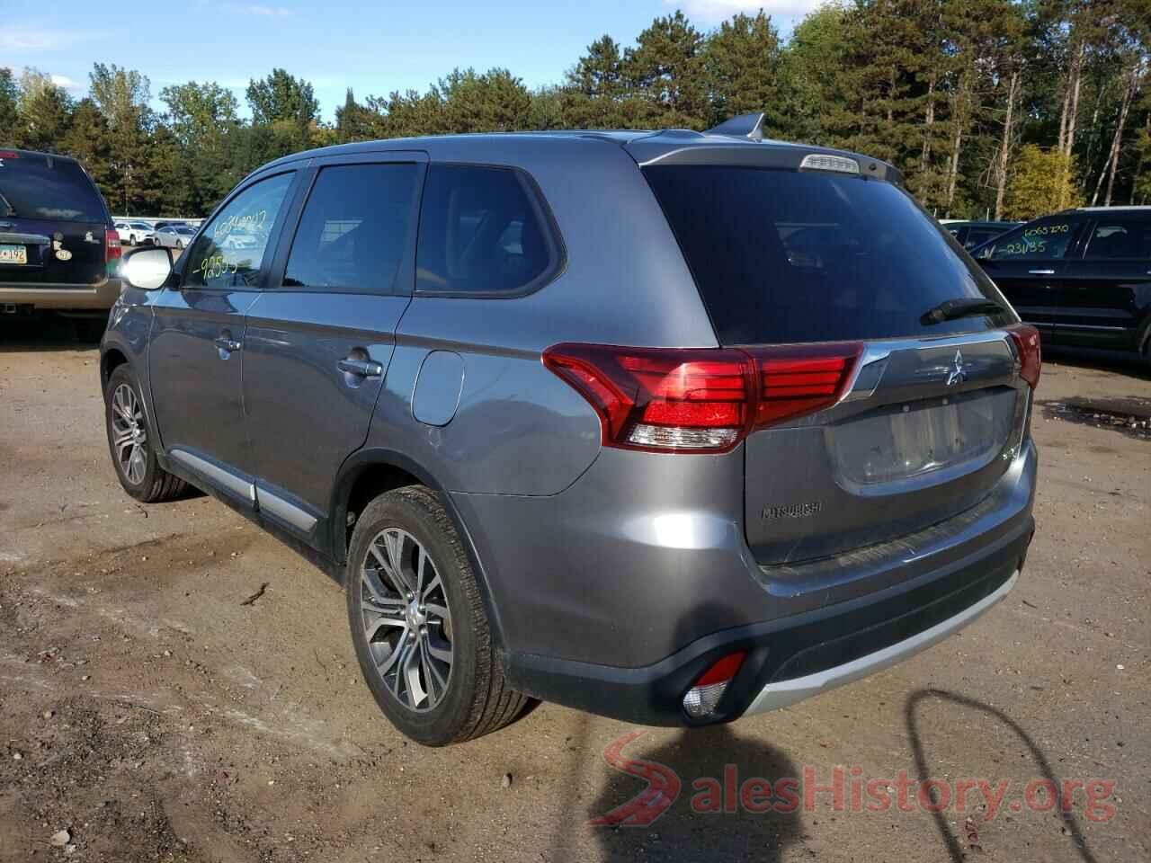 JA4AZ3A3XJZ038749 2018 MITSUBISHI OUTLANDER