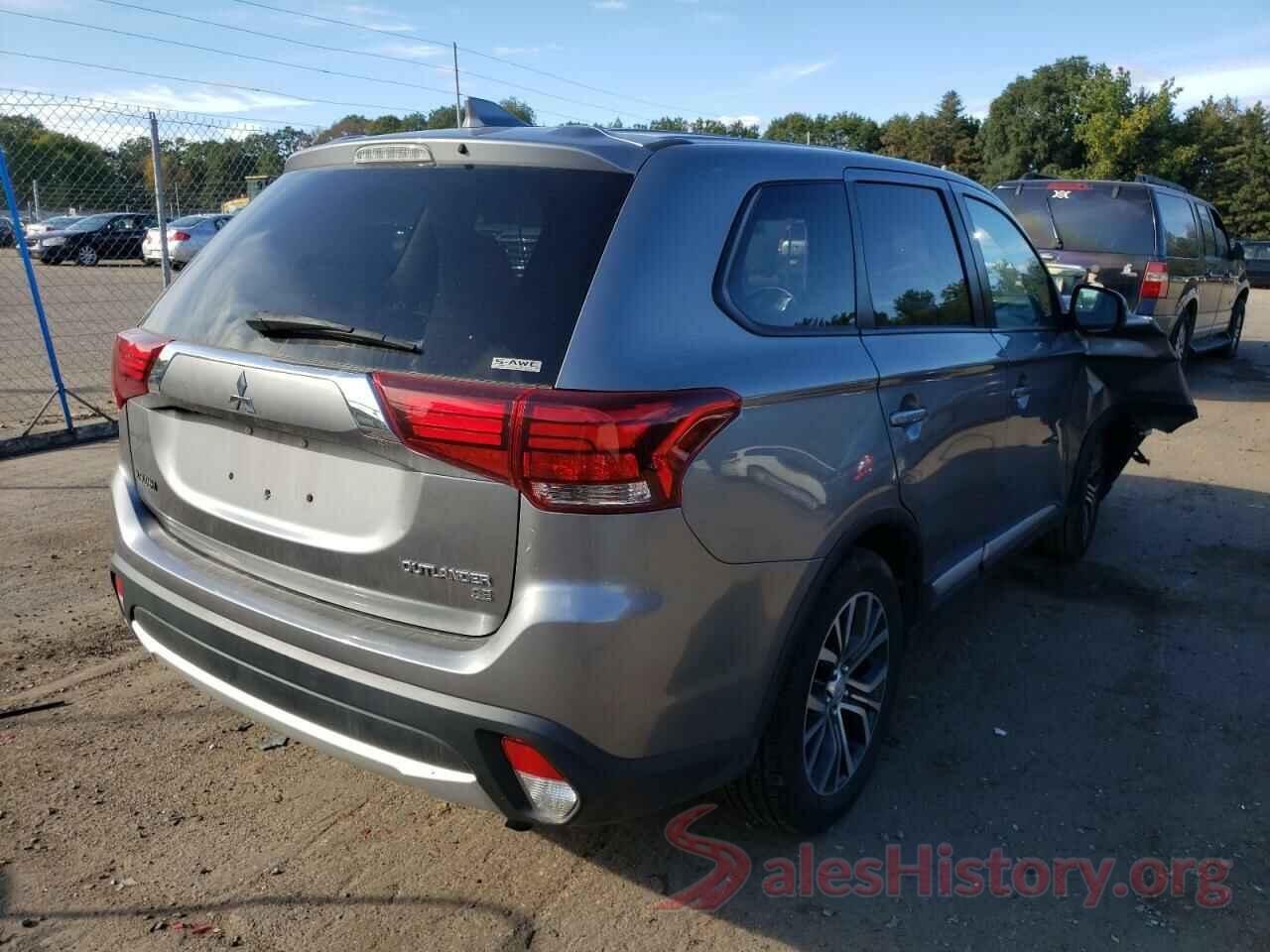 JA4AZ3A3XJZ038749 2018 MITSUBISHI OUTLANDER