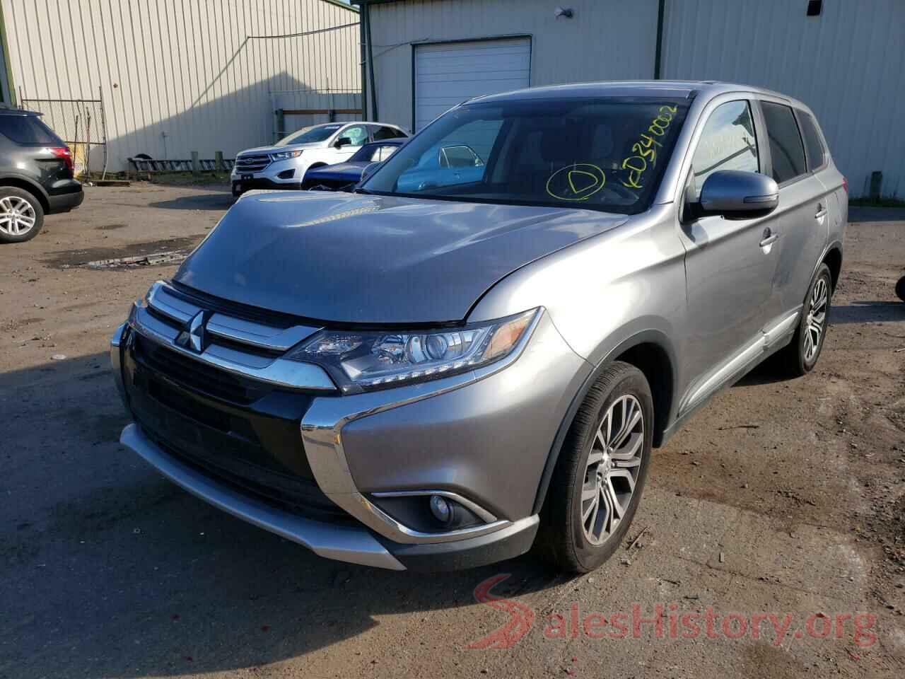 JA4AZ3A3XJZ038749 2018 MITSUBISHI OUTLANDER