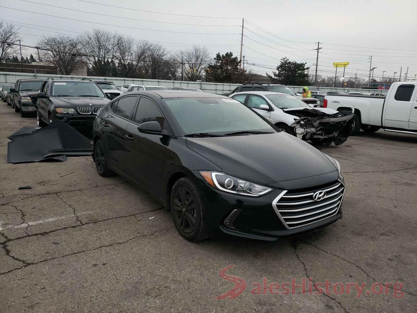 5NPD84LF3JH303134 2018 HYUNDAI ELANTRA