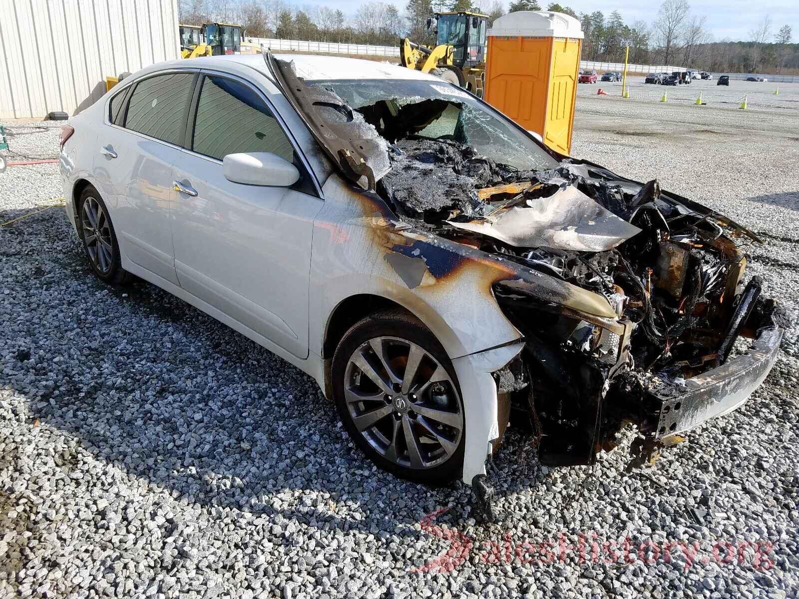 1N4AL3AP4JC179240 2018 NISSAN ALTIMA