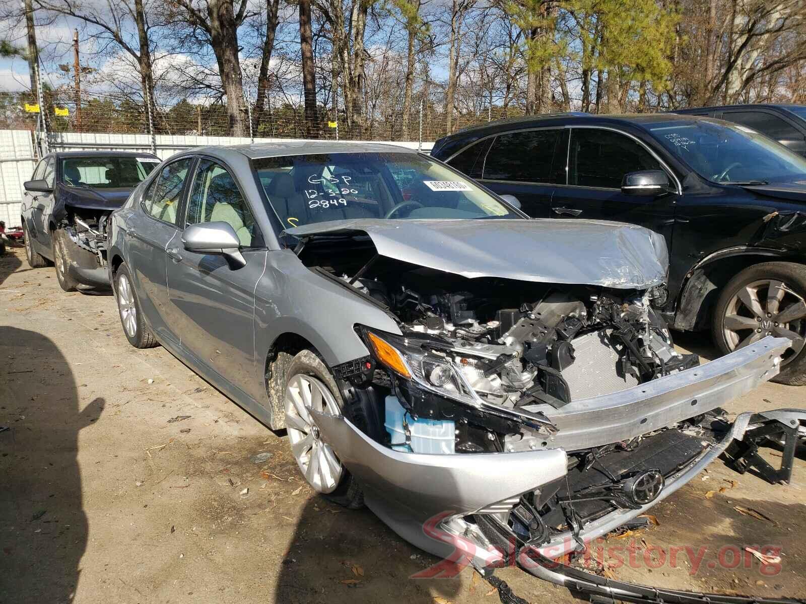 4T1B11HK9JU542849 2018 TOYOTA CAMRY