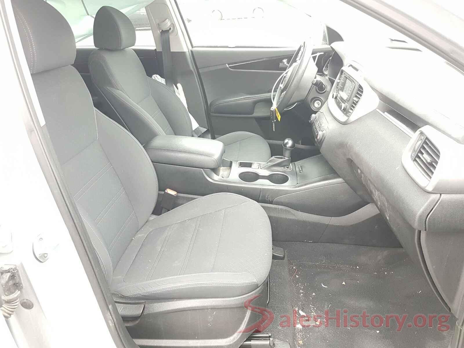 5XYPGDA57JG409880 2018 KIA SORENTO