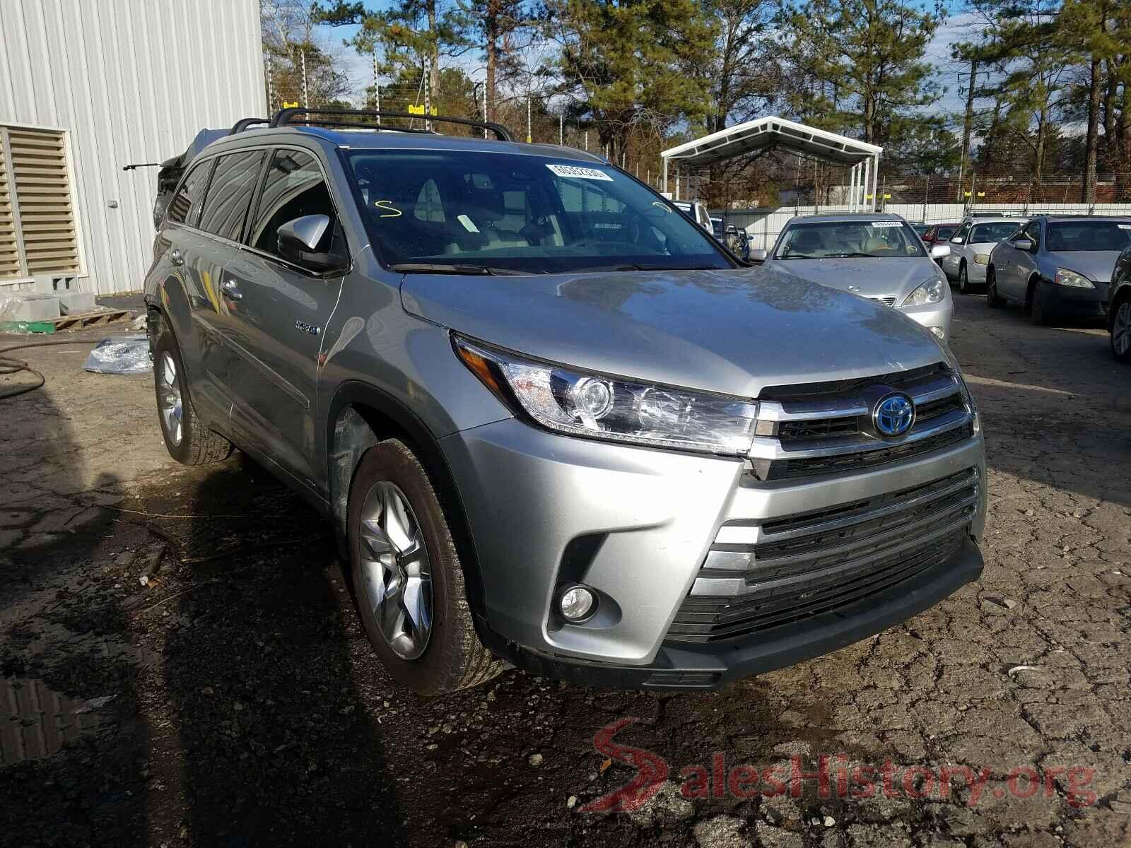 5TDDGRFH7HS033925 2017 TOYOTA HIGHLANDER