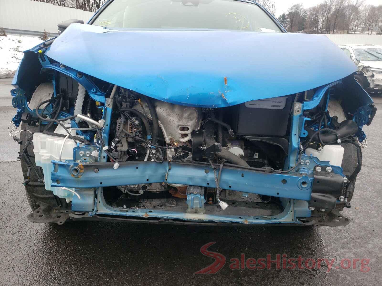 JTMJFREV2JJ244529 2018 TOYOTA RAV4