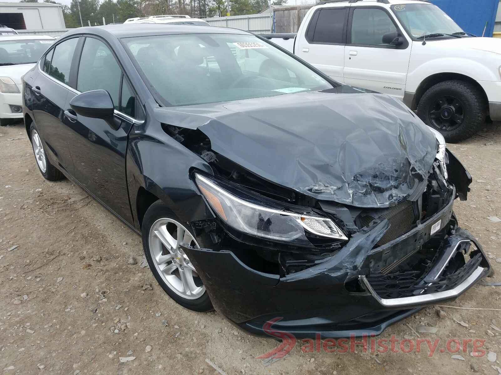 1G1BE5SM2J7156226 2018 CHEVROLET CRUZE