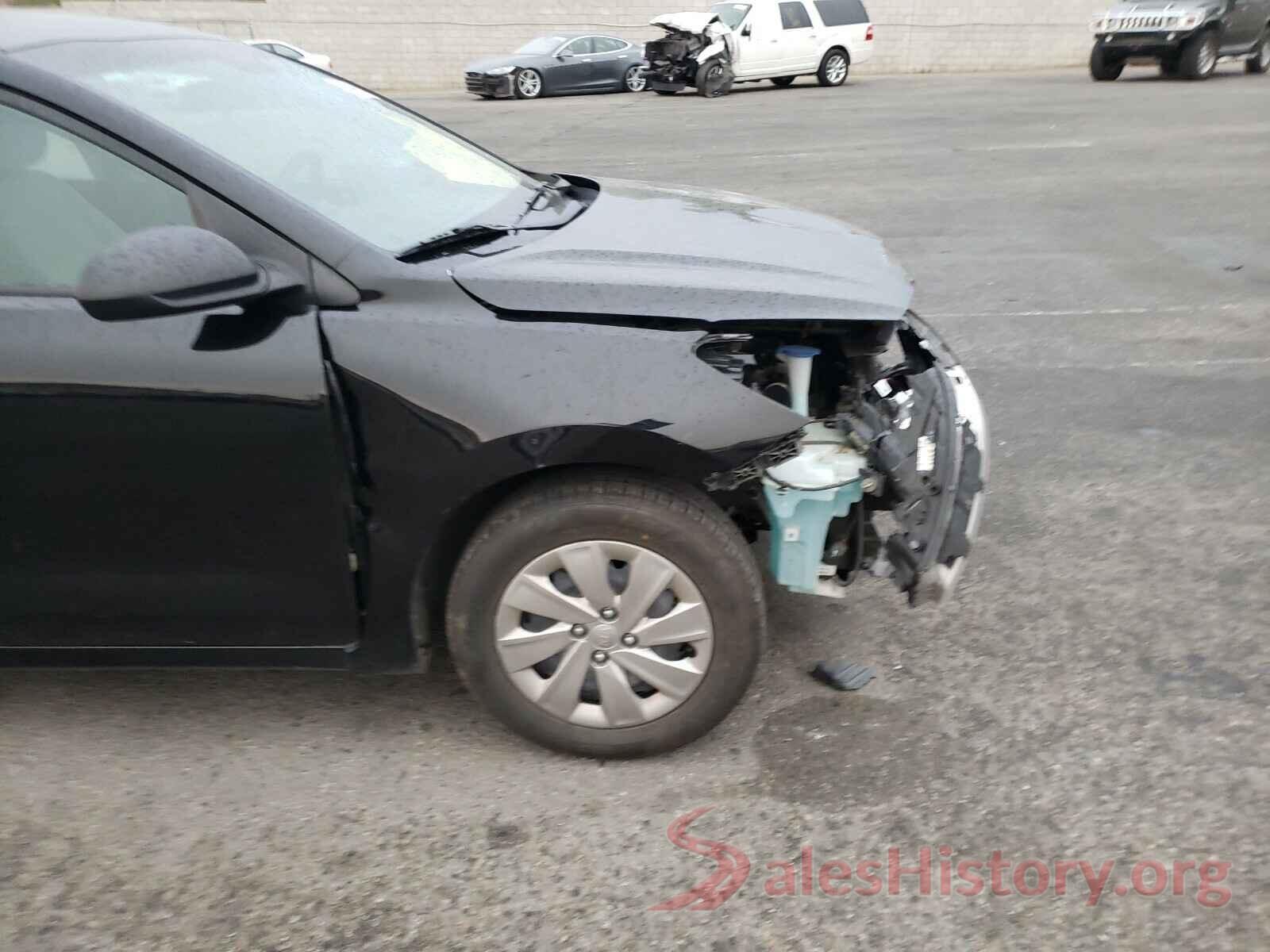 3KPA24AB0JE079944 2018 KIA RIO