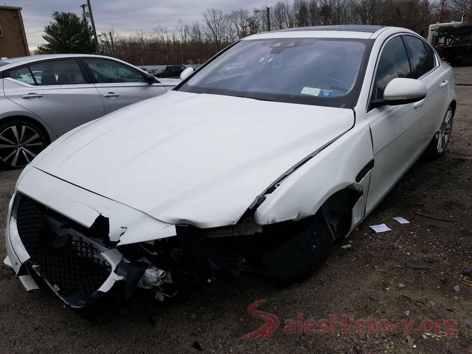 SAJAS4FX7KCP52677 2019 JAGUAR XE