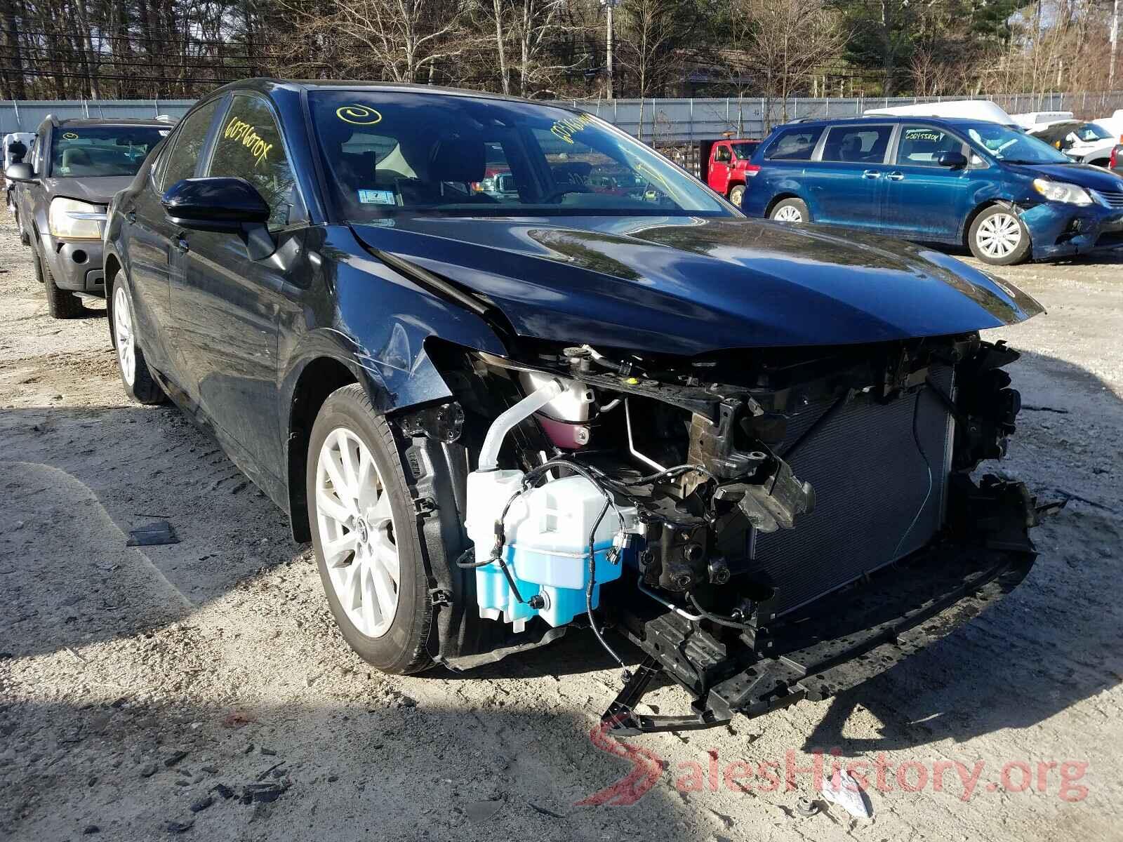 JTNB11HKXJ3067718 2018 TOYOTA CAMRY