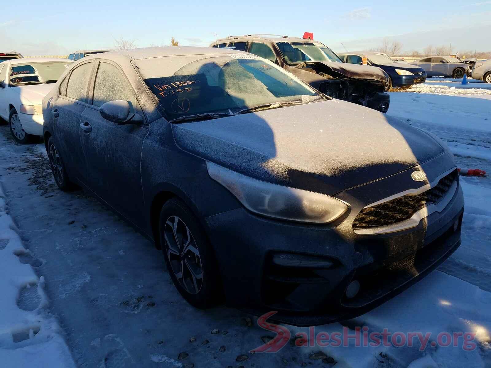 3KPF24AD9KE135503 2019 KIA FORTE