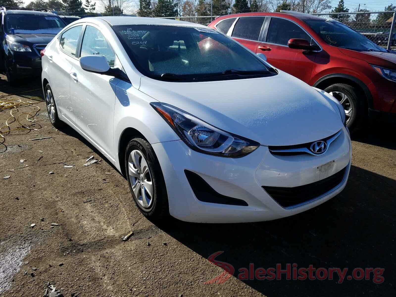 5NPDH4AE6GH673268 2016 HYUNDAI ELANTRA