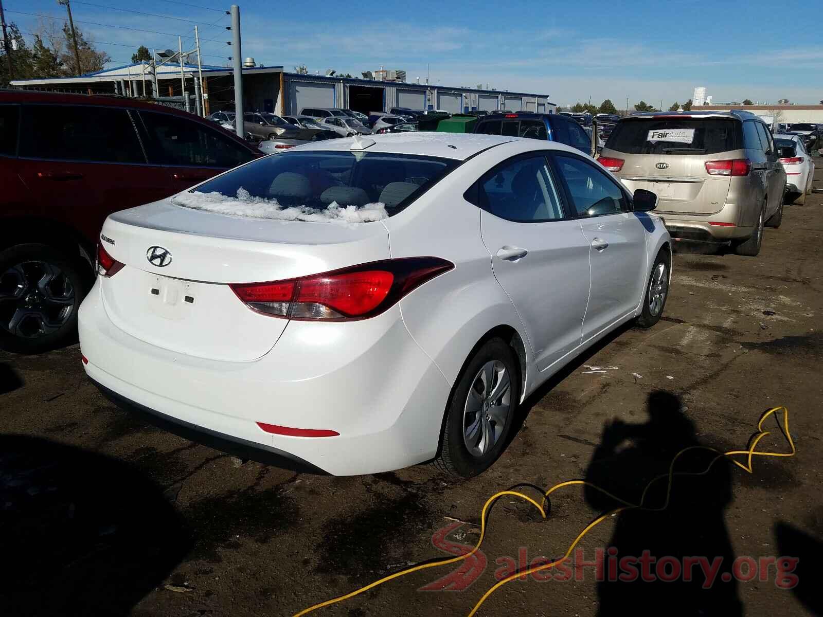 5NPDH4AE6GH673268 2016 HYUNDAI ELANTRA