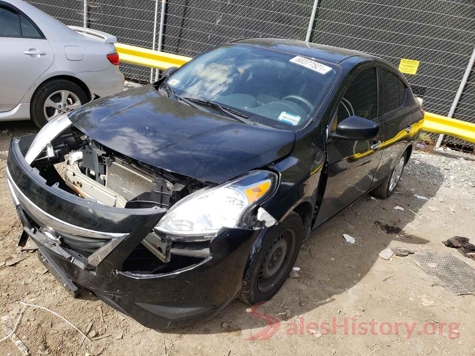 3N1CN7AP7JL878258 2018 NISSAN VERSA