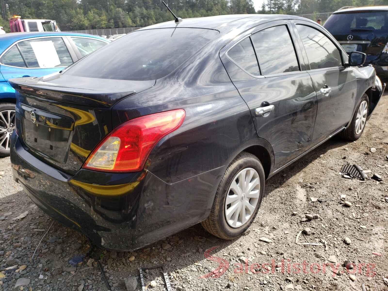 3N1CN7AP7JL878258 2018 NISSAN VERSA