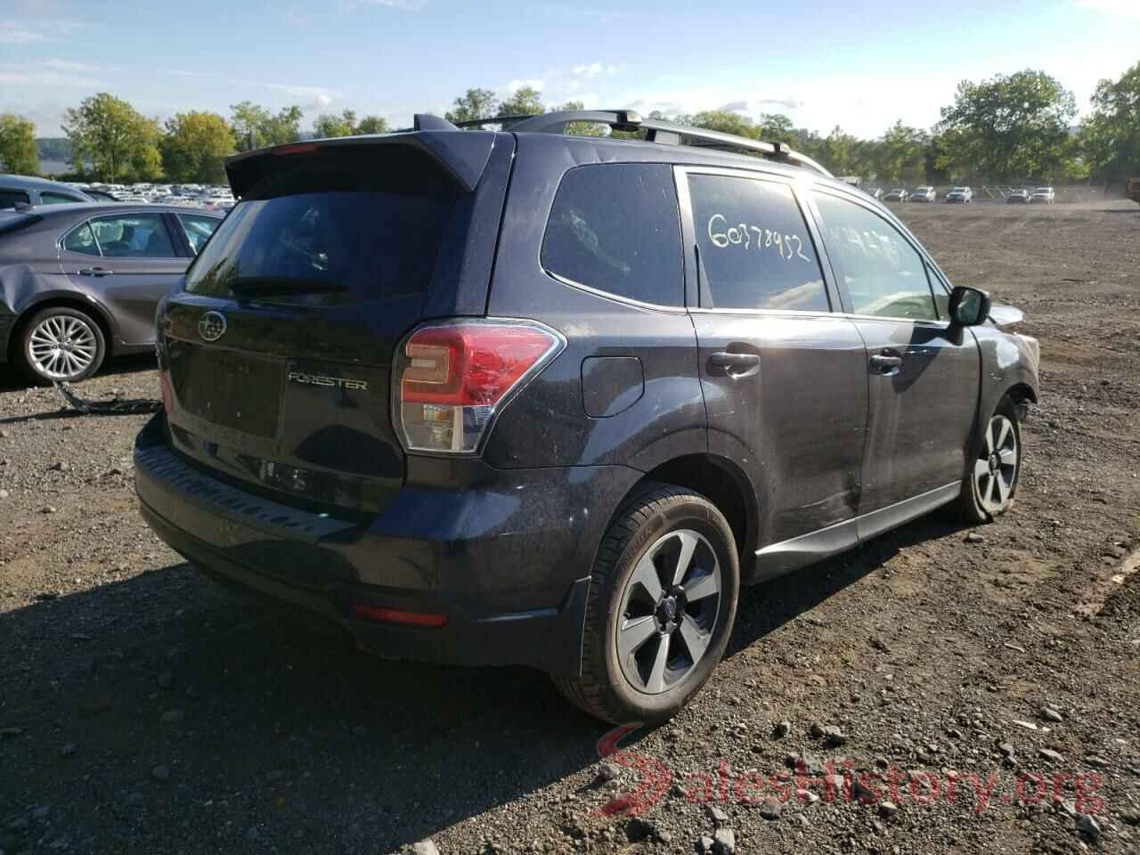 JF2SJAGC8JH489506 2018 SUBARU FORESTER