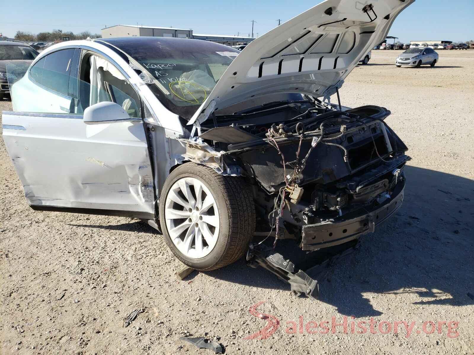 5YJXCDE27LF303256 2020 TESLA MODEL X