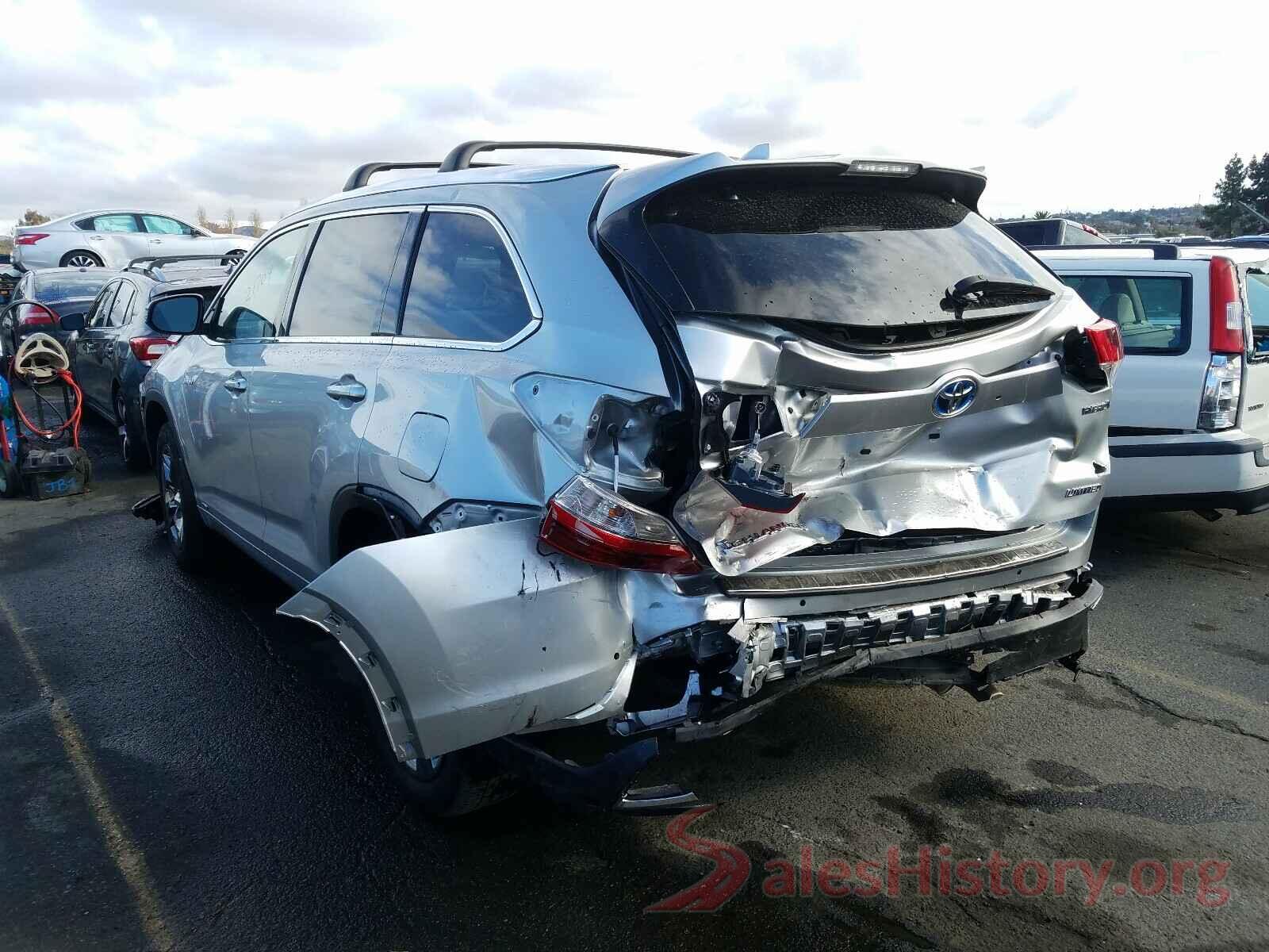 5TDDGRFH0JS050717 2018 TOYOTA HIGHLANDER